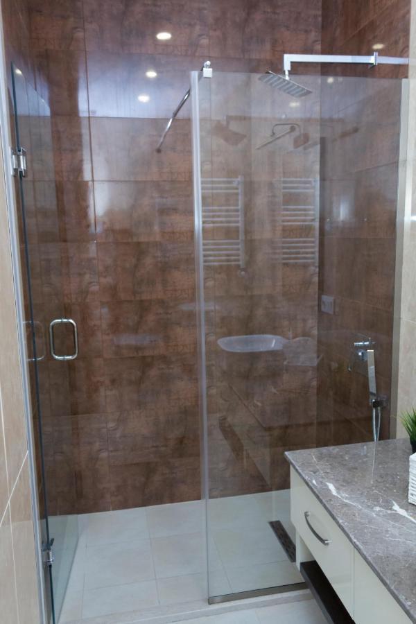 Aura Sameba, Luxury Apartment Tbilisi Luaran gambar